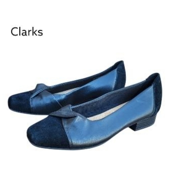 Clarks Tilmont Dalia Flat Loafer Black Dress Church Slip On Shoe Leather Women 9 - Picture 2 of 7